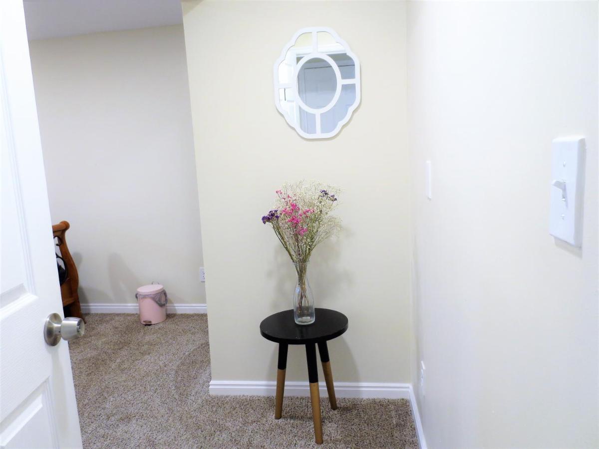Entire Huge Basement! Fast Wifi! Private Entrance! Villa Salt Lake City Exterior photo
